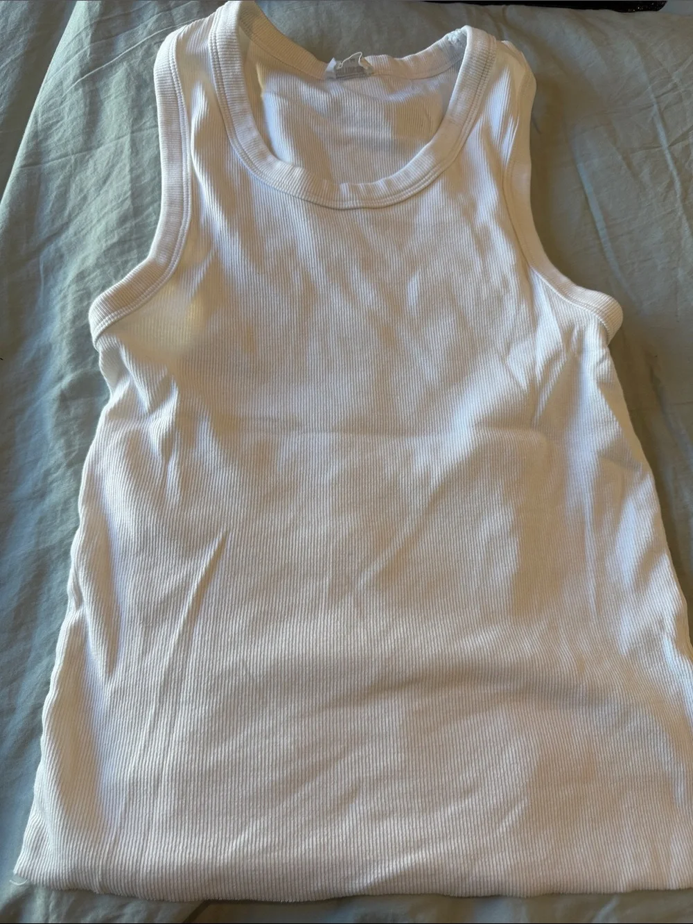 Hollister White Ribbed Polo Crop + 3 White Layering Tops - Picture 11 of 12